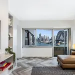 Bridgeview - Luxury 2 Bedroom Apartment